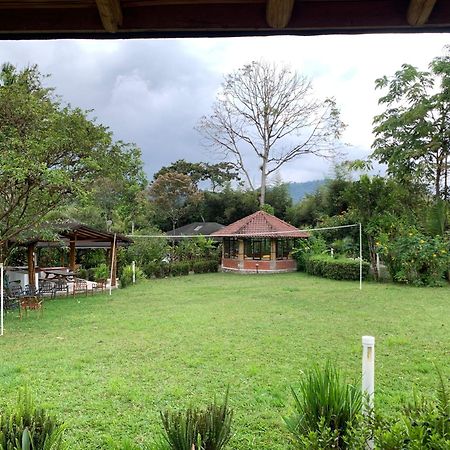 Cabanas Bambu Mindo Exterior photo